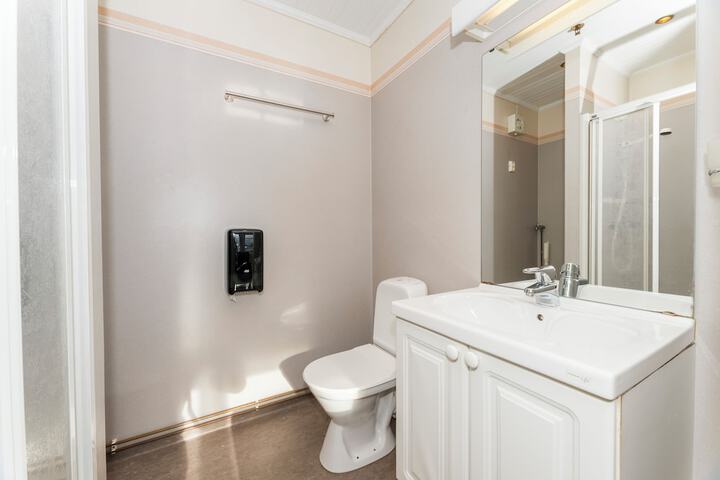 Room 14 of 22