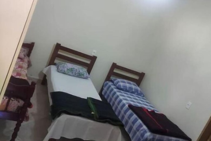 Room 2 of 6