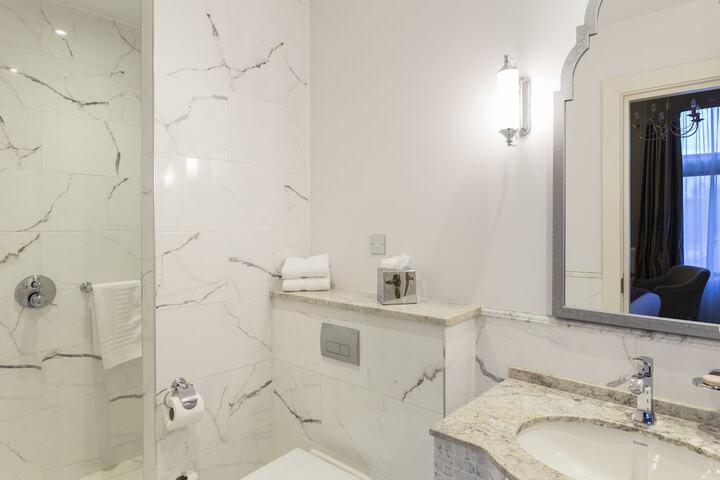 Bath Interior