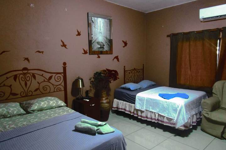 Room 18 of 31