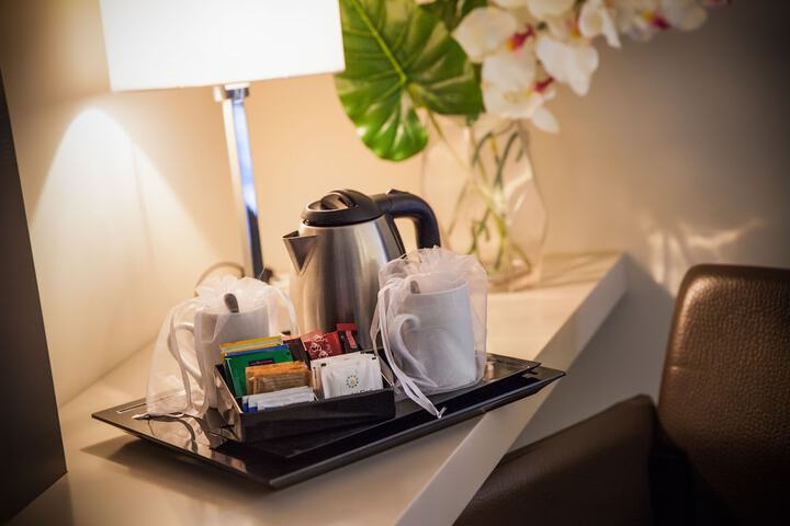 Breakfast/Coffee Service 55 of 111