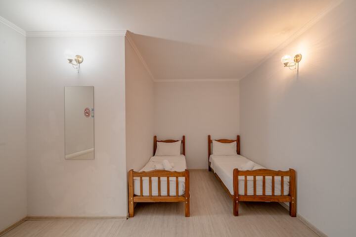 Room 18 of 64