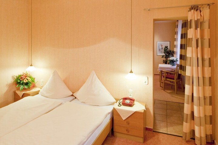 Room 5 of 39