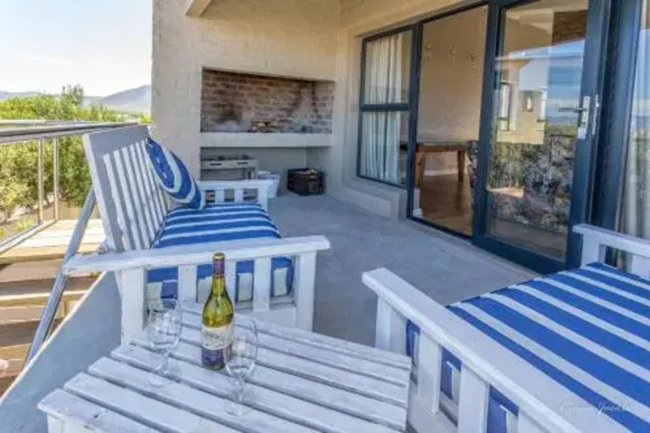 Terrace/Patio 7 of 19