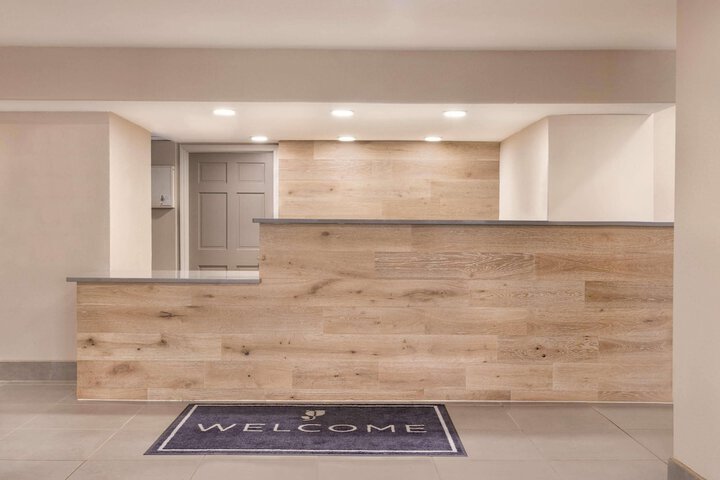 Hotel Interior 4 of 24