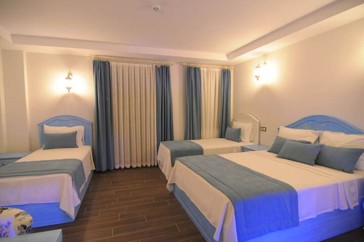Room 16 of 73