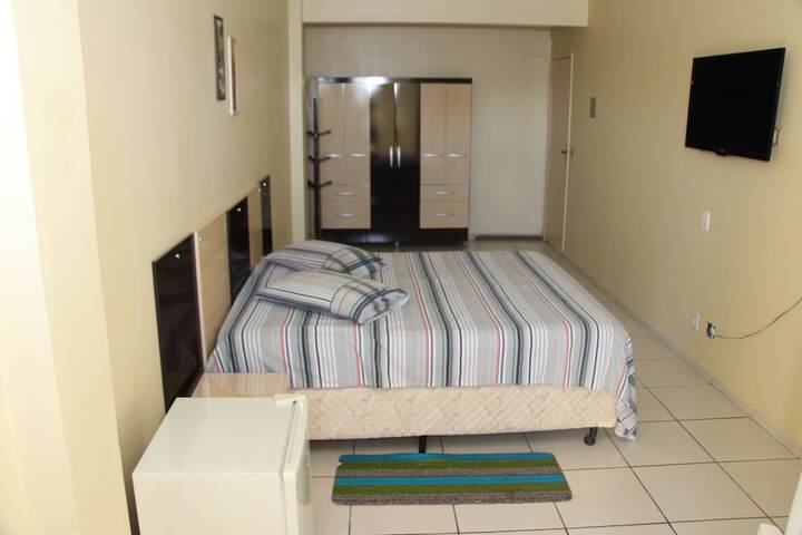 Room 8 of 19