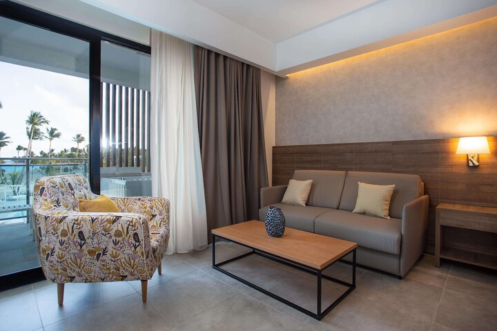 Room 53 of 259