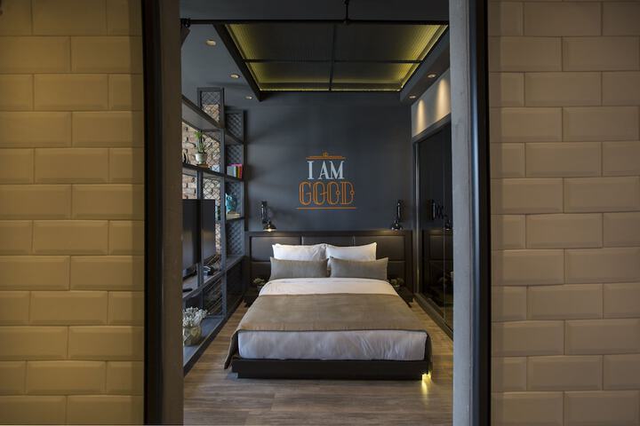 Room 47 of 130