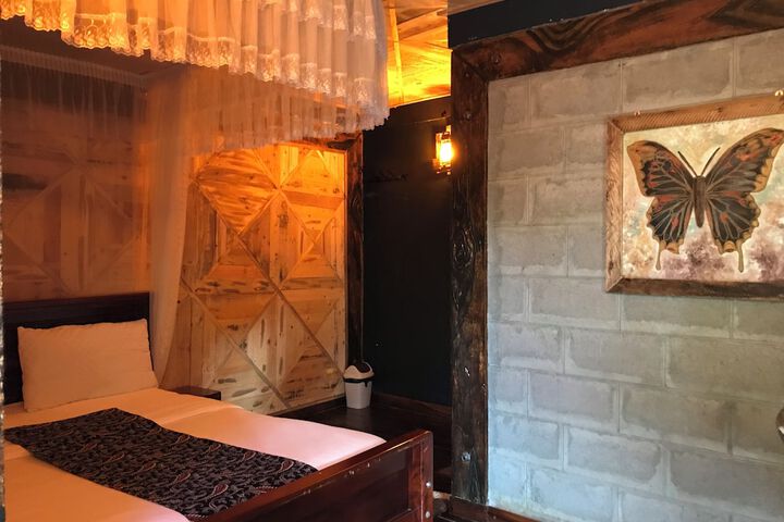 Room 6 of 58