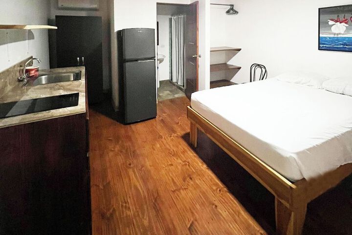 Room 4 of 46