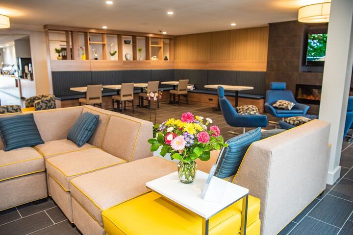 Lobby sitting area