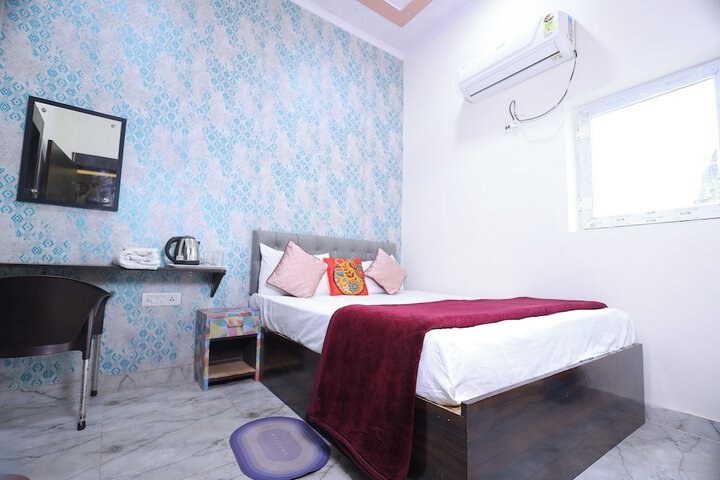 Room 18 of 39