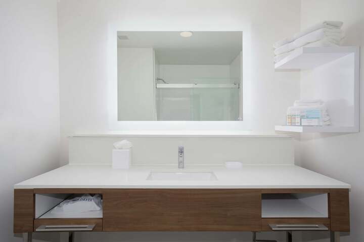 Bathroom shower