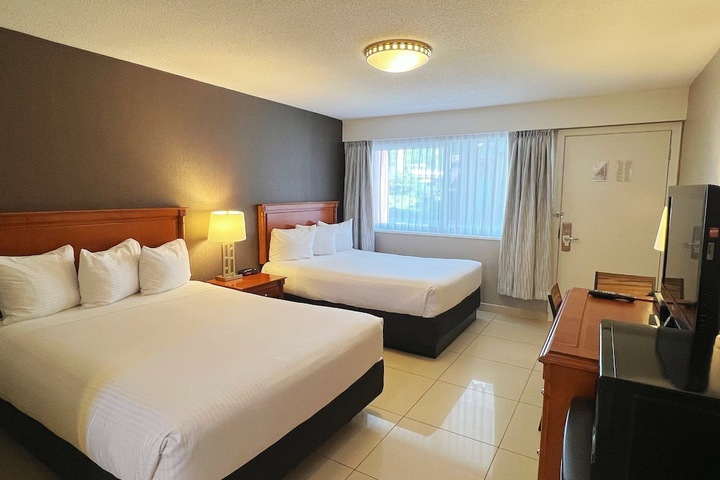 Room 12 of 29