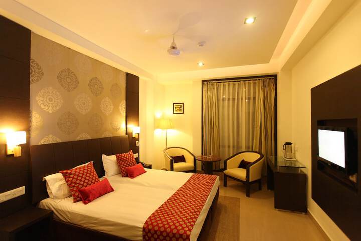 Room 7 of 51