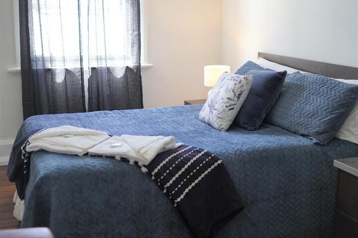 Room 6 of 78