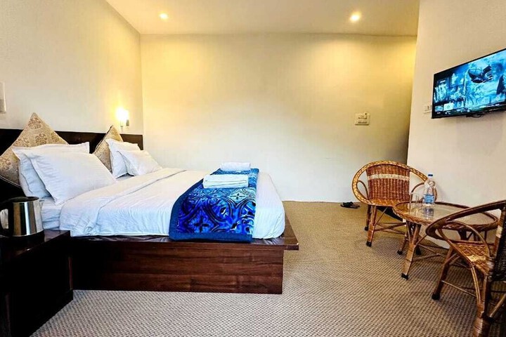 Hotel Golden Peak Sonamarg