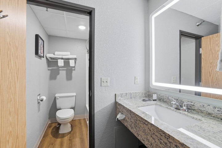 Clean Restrooms