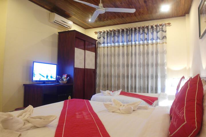 Room 12 of 68
