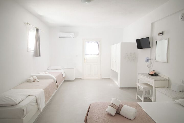 Room 35 of 151