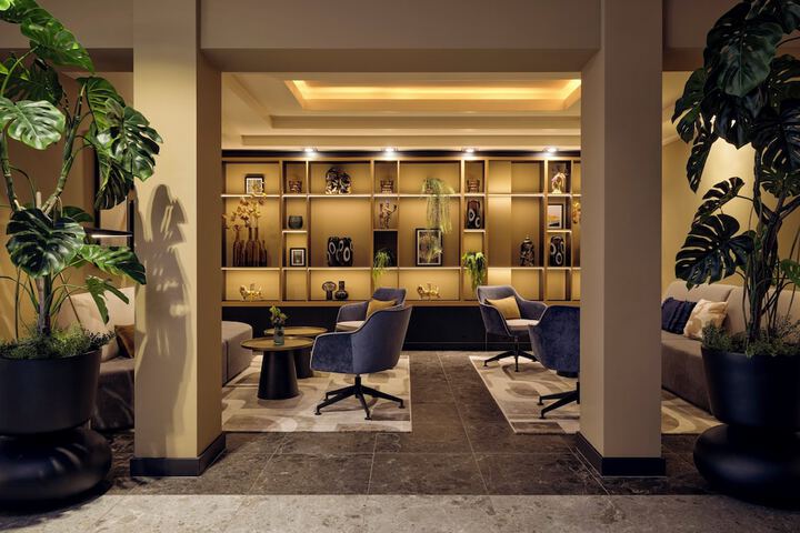 Hotel Interior 6 of 77