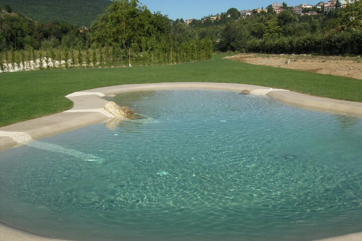 Pool 24 of 57