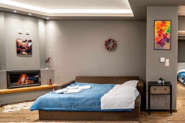 Room 10 of 50