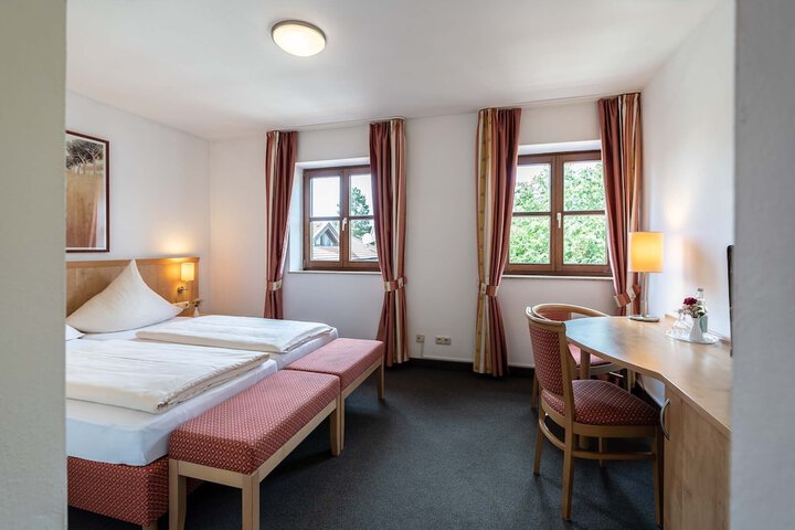 Room 8 of 46
