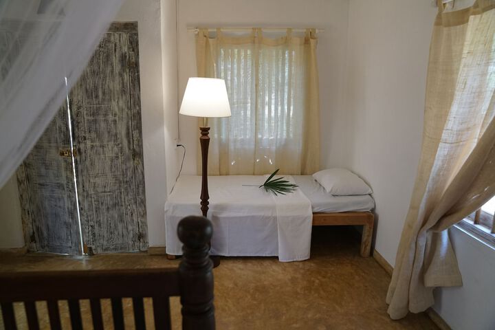 Room 34 of 82