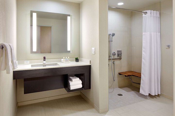 Bathroom shower