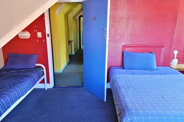 Room 17 of 62