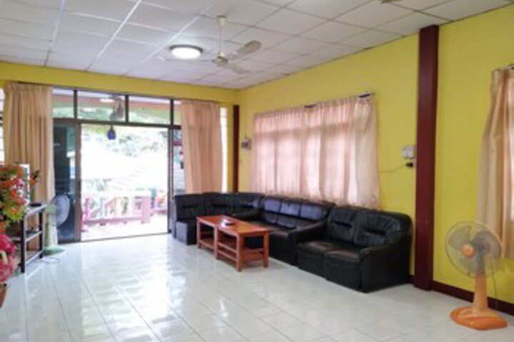 Room 18 of 50