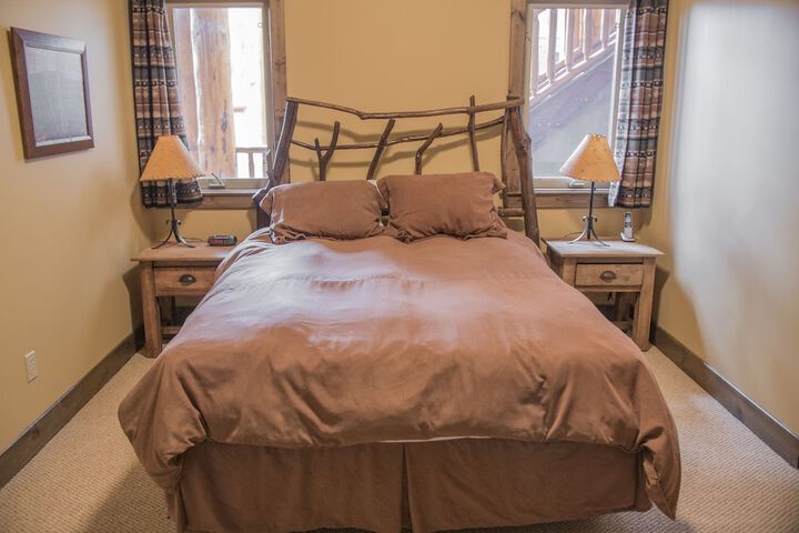Room 4 of 44