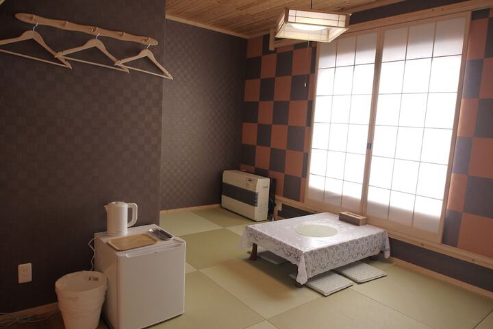 Room 16 of 101