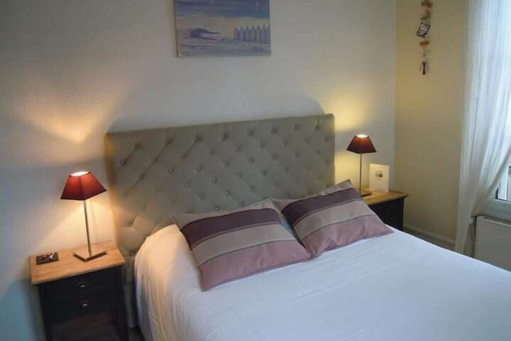 Room 15 of 32