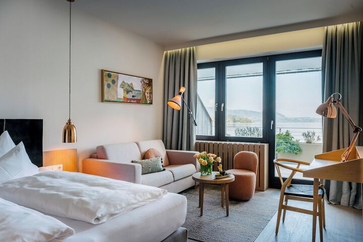 Room 20 of 108