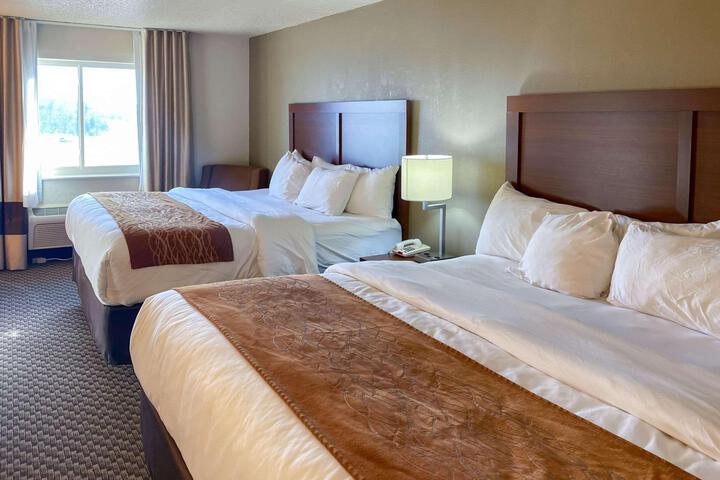 1 King Bed (1 of 24)