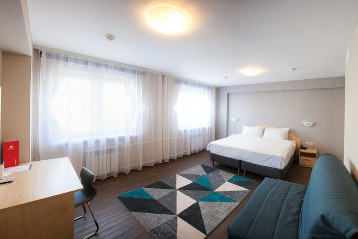 Room 17 of 79