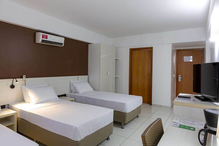 Room 22 of 93