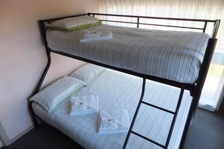 Room 2 of 11