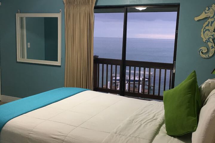 Room 19 of 110