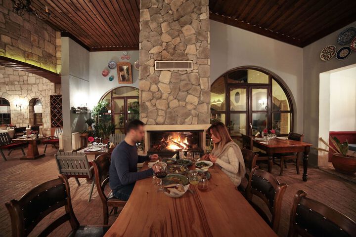Dining 73 of 123