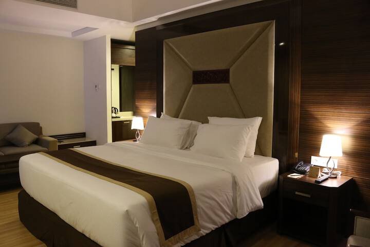 Room 21 of 72