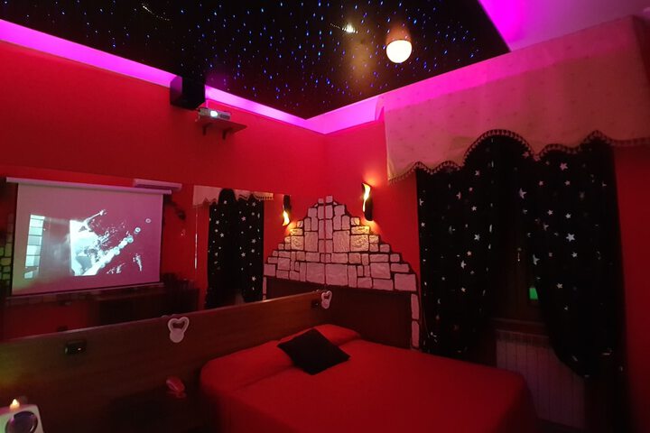 Room 47 of 63