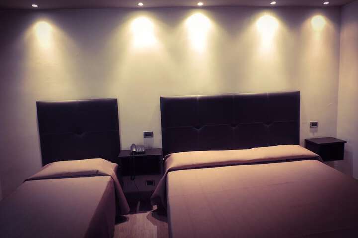 Room 15 of 63