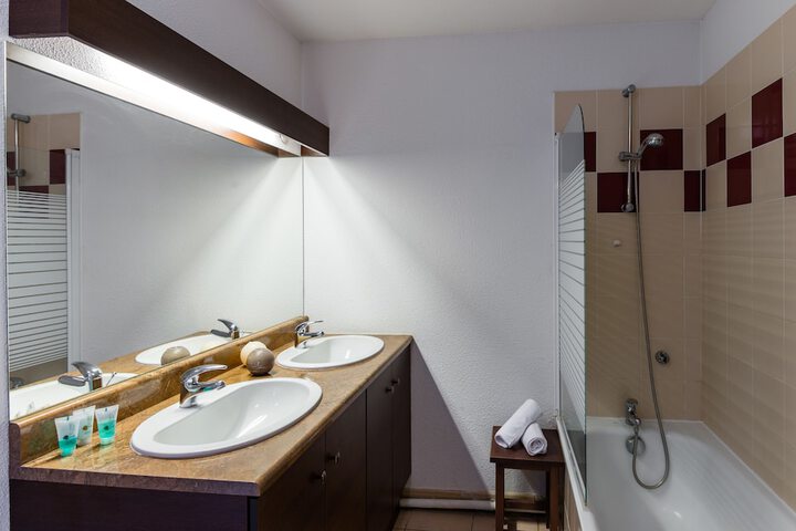 Bath Interior