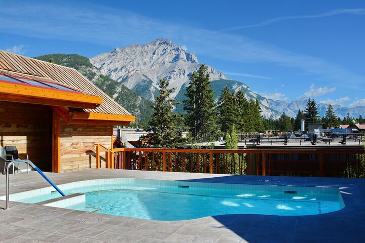 Pool 63 of 108