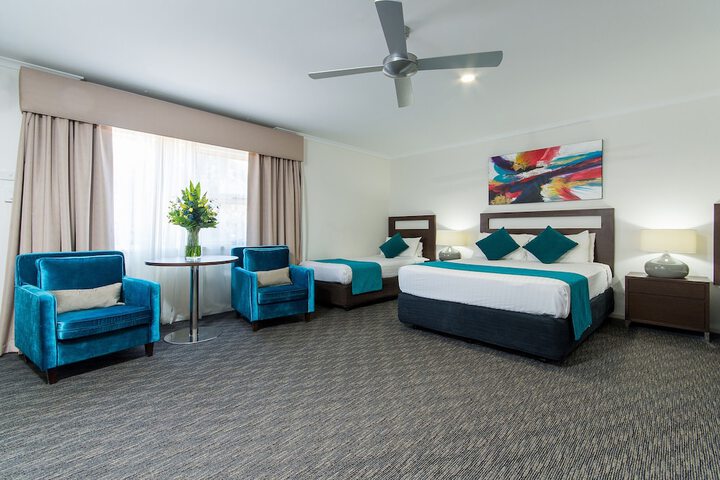 Room 4 of 22