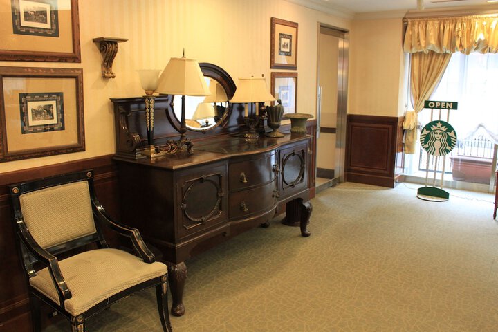 Lobby Entry